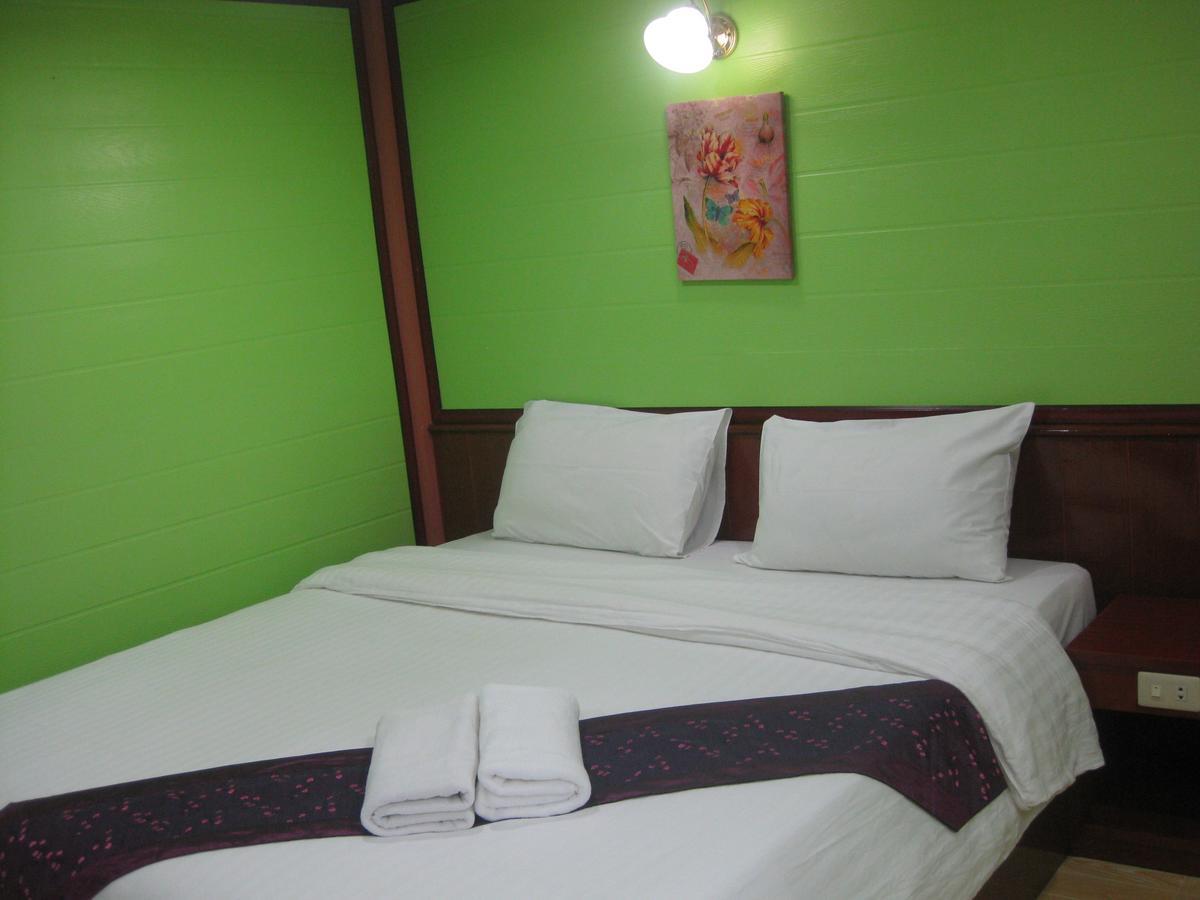 Hotel Haad Somboon House Bang Saphan Exterior foto